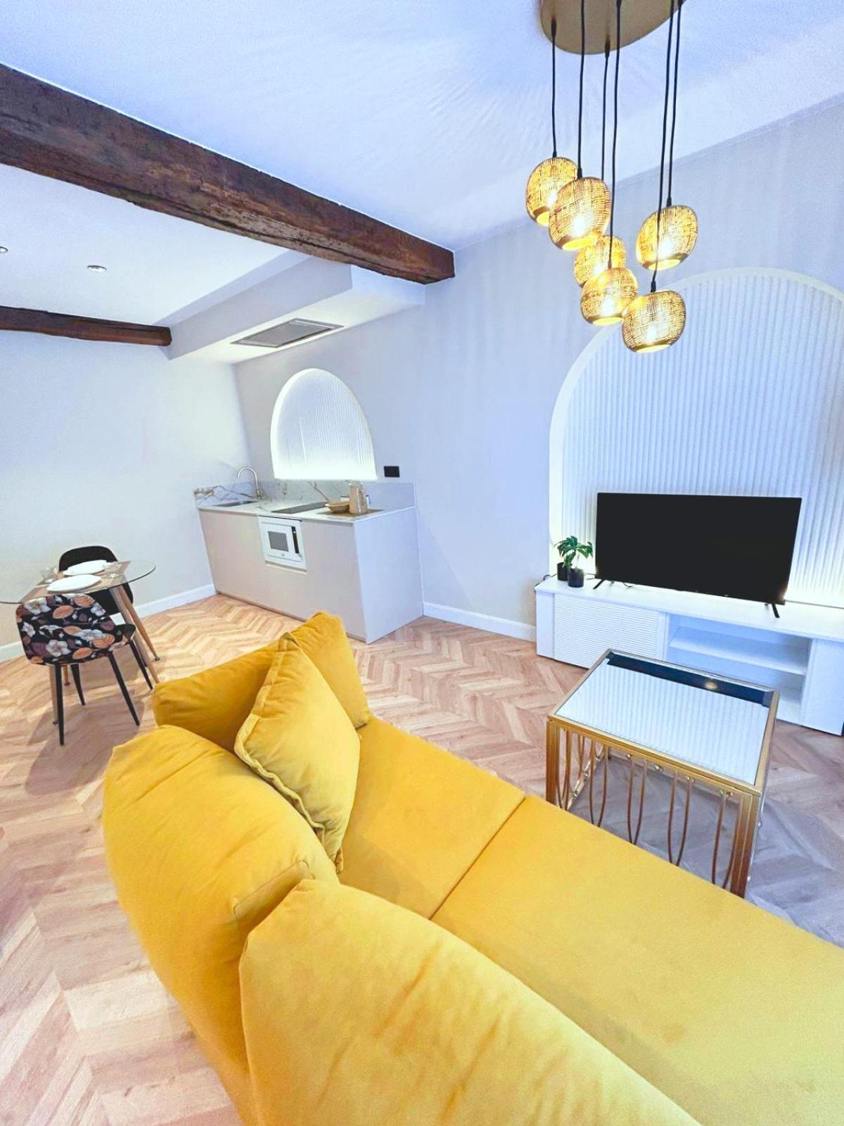 Lemon Suites Σανταντέρ Δωμάτιο φωτογραφία